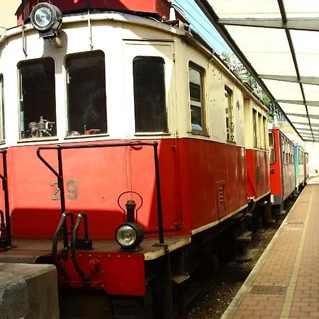 A Due Passi Dal Centro Bed and Breakfast Γένοβα