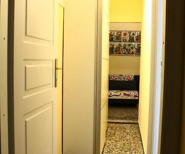 A Due Passi Dal Centro 4* Genua